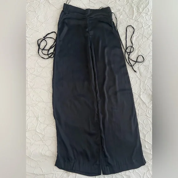 SOLD** Zara Womens Black Satin Wide-Leg Pants Size S (0585) - Picture 2 of 13